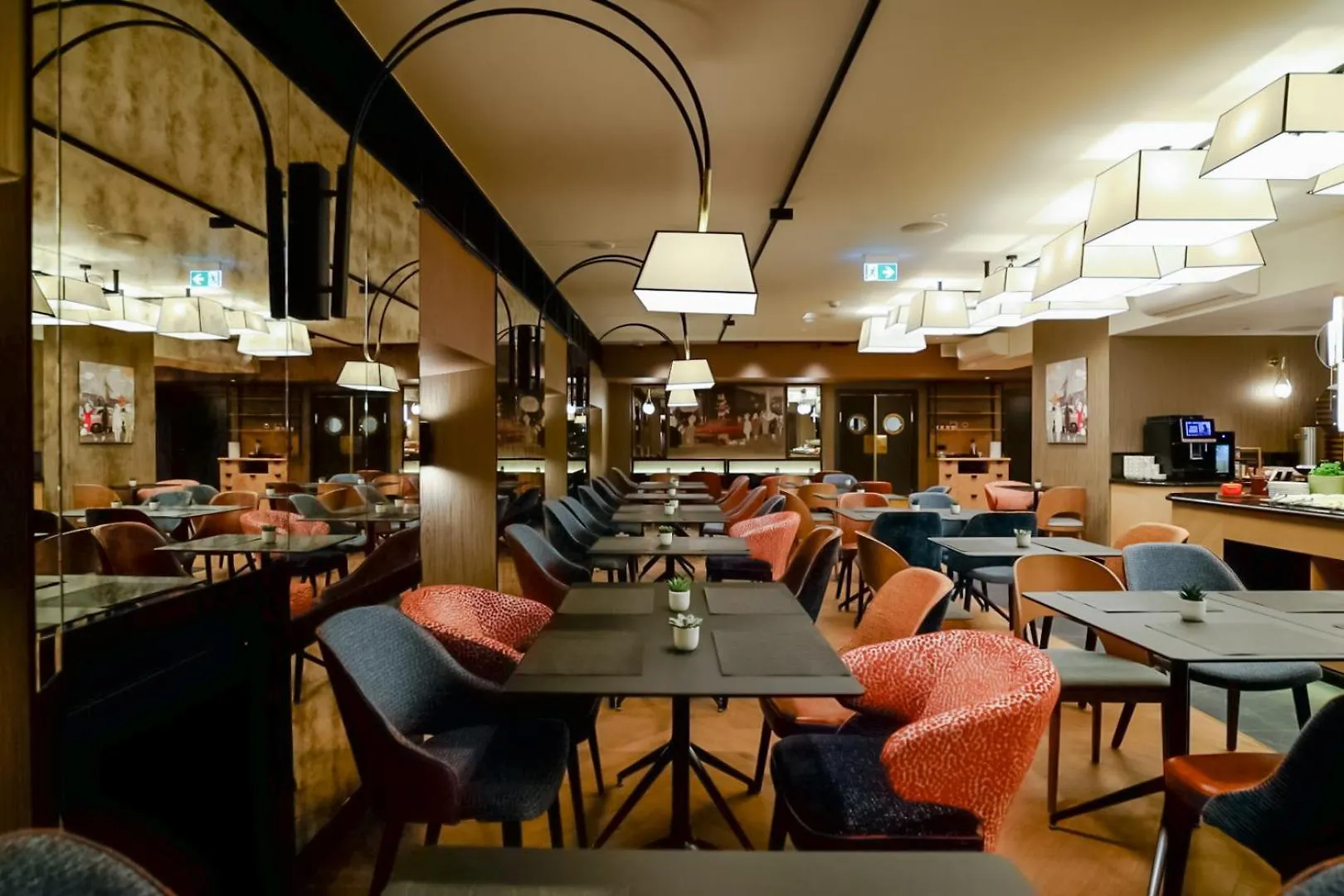 Hotel Mdm City Centre Warsaw 3*,